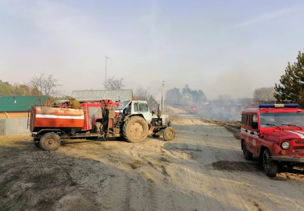 Ликвидация ландшафтных пожаров в Новосибирской области.