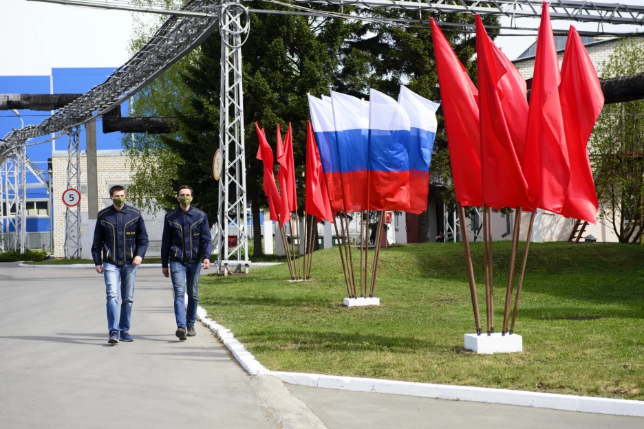 Алтайский трансформаторный завод. Трансформаторные флажки.