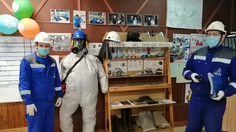 На Алтай-Коксе назвали победителей конкурса по охране труда.