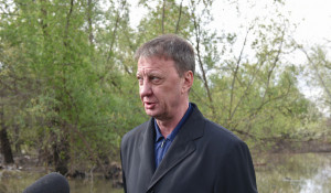 Глава Барнаула Вячеслав Франк посетил микрорайон Затон.