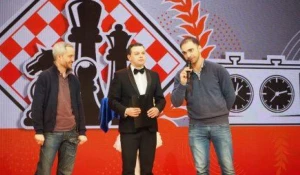 Международный гроссмейстер, старший тренер сборной России Александр Рязанцев.