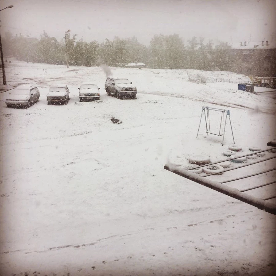 Снегопад в Братске 14 мая.