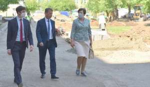 Барнаульские дворы благоустроят по нацпроекту.