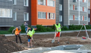 Строительство новой дороги на улице Сиреневой.