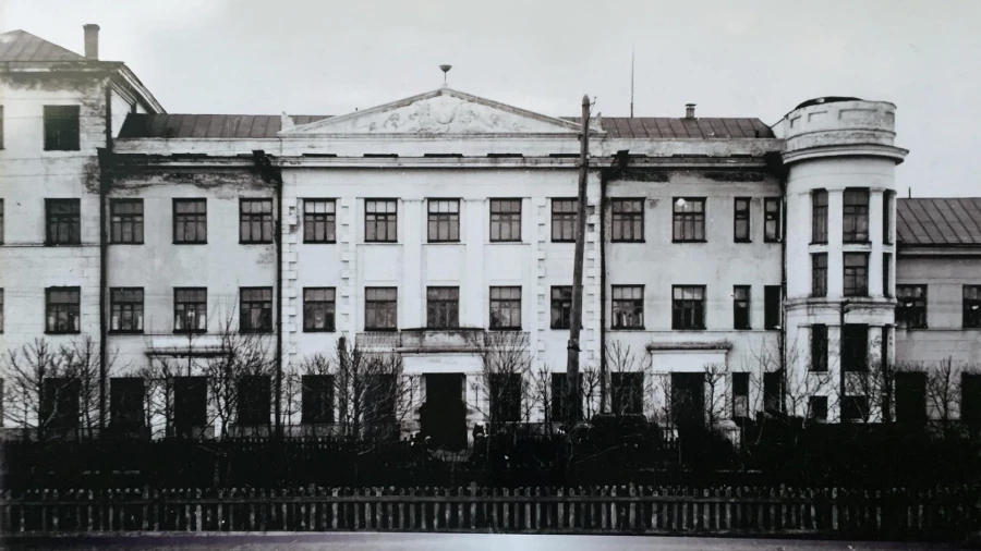 Поликлиника №2, исторические фото.