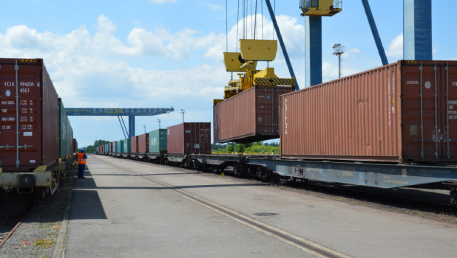 Девять контейнерных поездов сформированы на Алтае с начала года