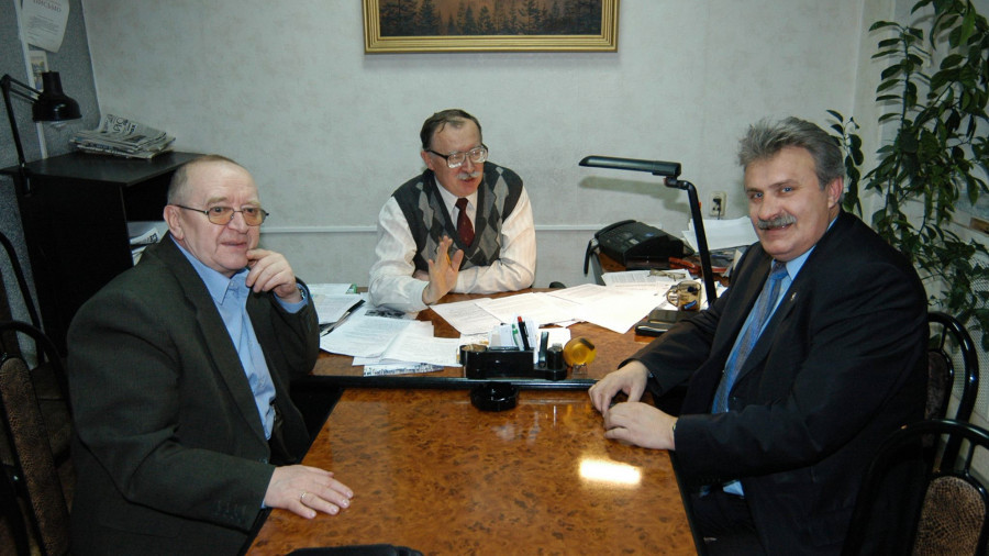 Константин Емешин, Виктор Синолиц (&quot;Алтайская правда&quot;) и Алексей Сарычев.
