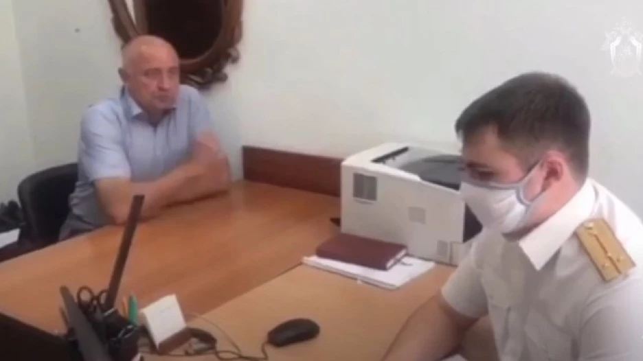 Замминистра природных ресурсов и экологии Алтайского края признал вину в превышении полномочий.