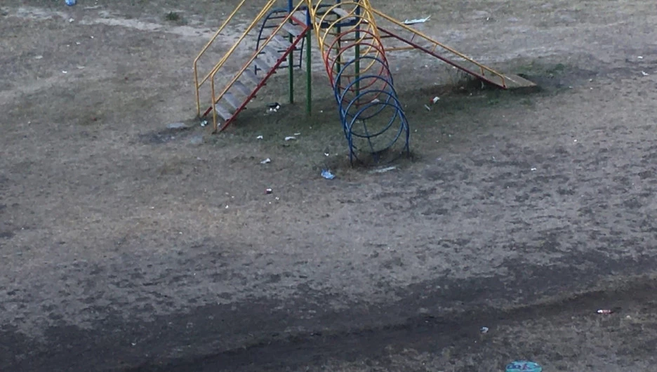 Детская площадка в Барнауле.