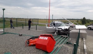 ДТП на АЗС у Мирного.