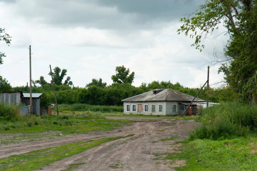 Село Новоповалиха, Первомайский район.