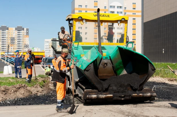 Выездное совещание по вопросу строительства дорог в Барнауле. 