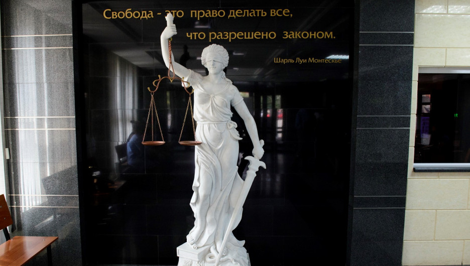 Виновник аварии выплатит 3,2 млн рублей семье погибшего ребенка на Алтае