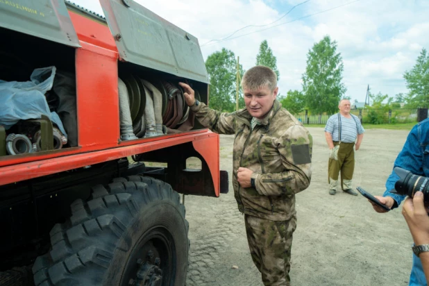 Алтайские журналисты потушили три лесных пожара.