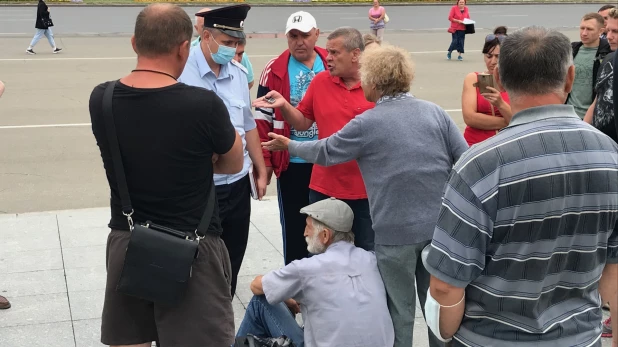 Акция в поддержку Хабаровска.