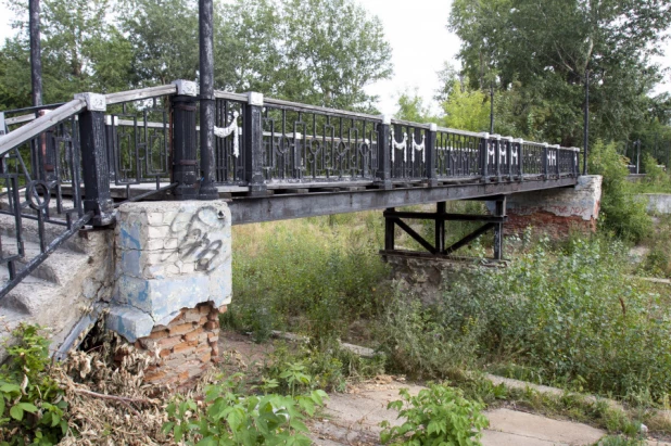 Что происходит в барнаульском парке "Изумрудный". 