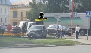 ДТП в центре Барнаула.