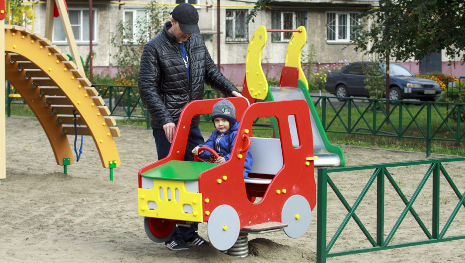 В Алтайском крае определили подрядчика для благоустройства дворов по нацпроекту
