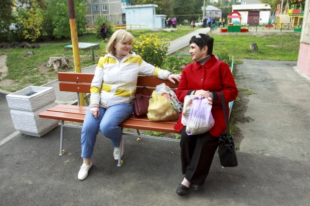 Благоустройство дворов в Барнауле по нацпроекту «Жилье и городская среда».