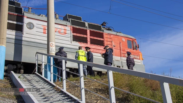 Товарняк сбил подростка в Камне-на-Оби.