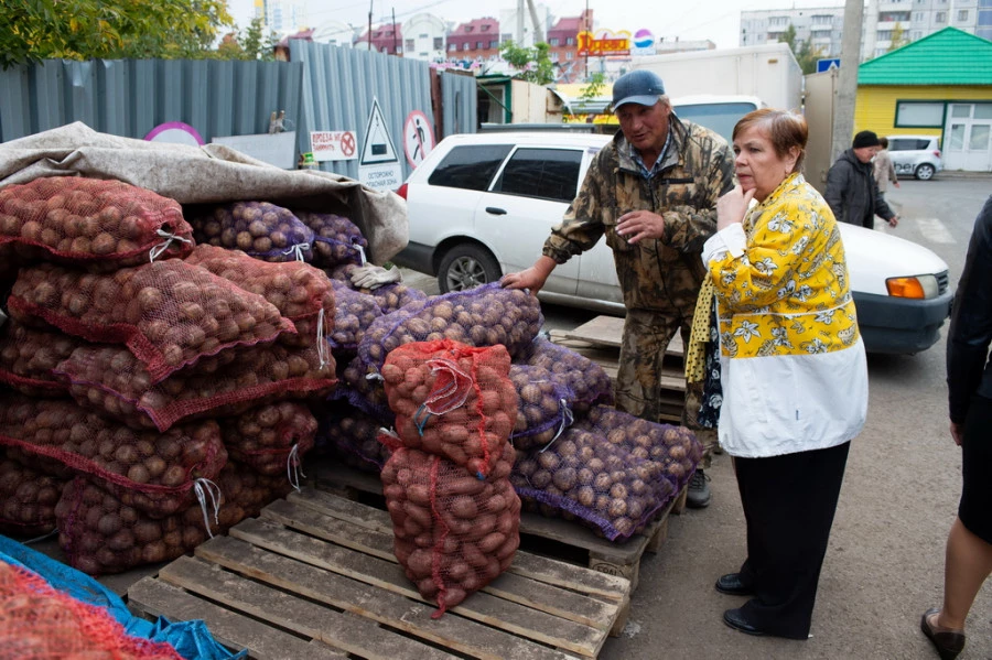 Картофельный рынок.