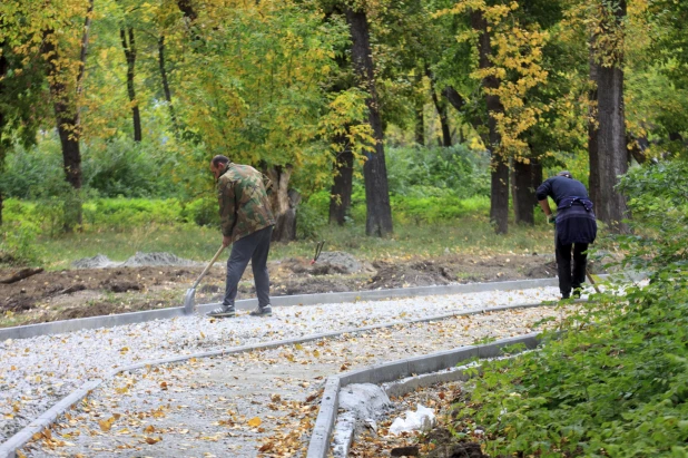 Благоустройство в парке «Изумрудный». 