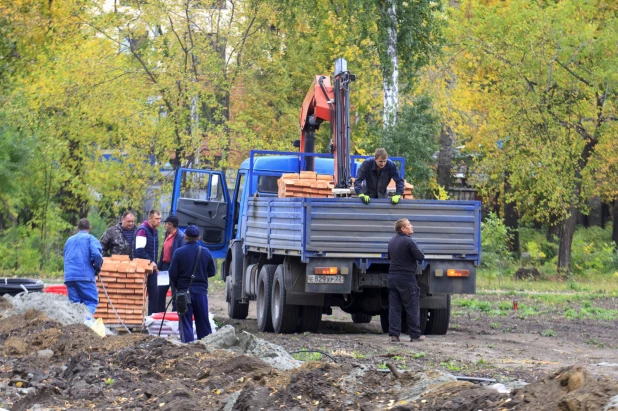 Благоустройство в парке «Изумрудный». 