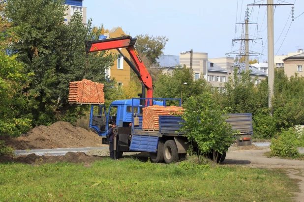 Благоустройство в парке «Изумрудный». 