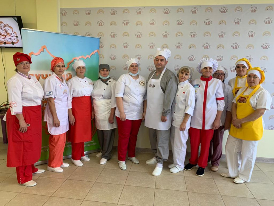 На конкурсе «Лучший пекарь Алтайского края». 