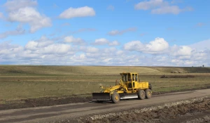 Дорожные работы на трассе Алейск - Петропавловский район - Смоленский район.