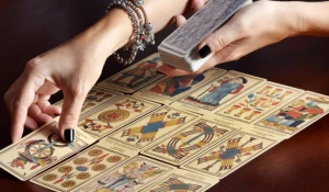 Гадание на картах Таро.