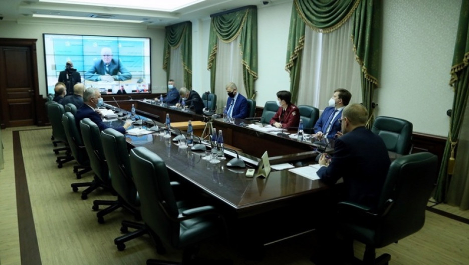 Мэры городов Алтайского края рассказали губернатору, как поменяла жизнь пандемия