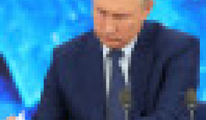 Владимир Путин на пресс-конференции.