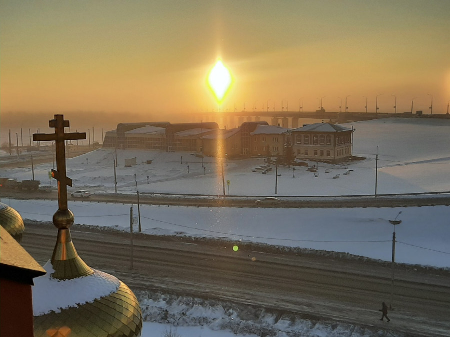 Эффект гало в Барнауле. 19 января 2021 года. 