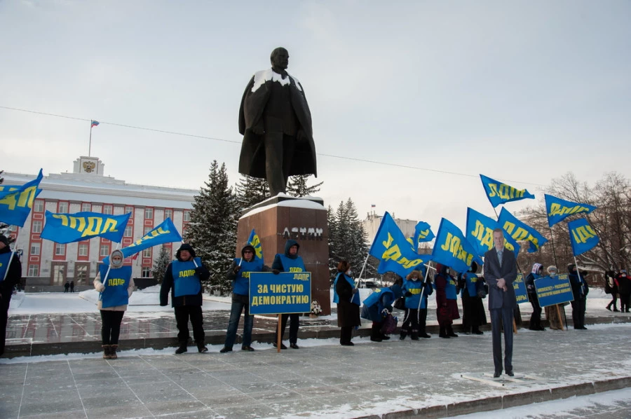 Несанкционированный митинг в поддержку Навального в Барнауле. 23 января 2021 года. 