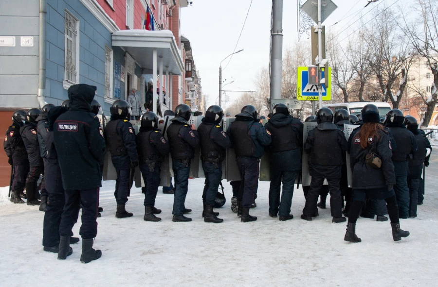 Несанкционированный митинг в поддержку Навального в Барнауле. 23 января 2021 года. 