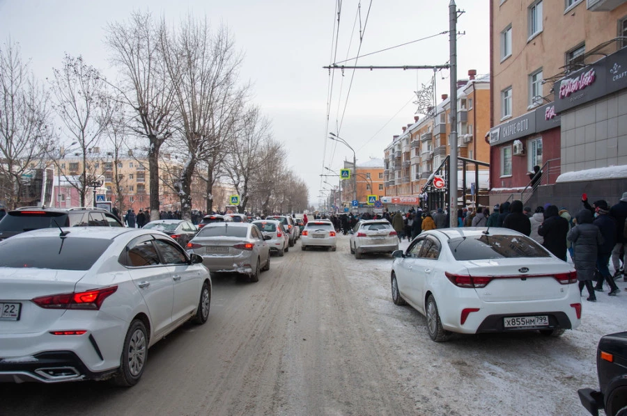 Несанкционированный митинг в поддержку Навального в Барнауле. 23 января 2021 года. 