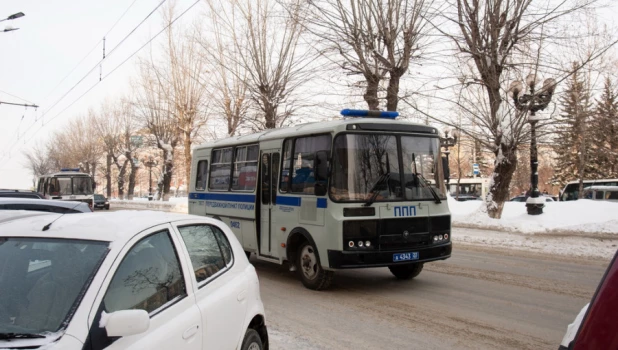 Несанкционированный митинг в поддержку Навального в Барнауле. 23 января 2021 года. 