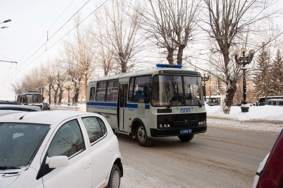 Несанкционированный митинг в поддержку Навального в Барнауле. 23 января 2021 года. 