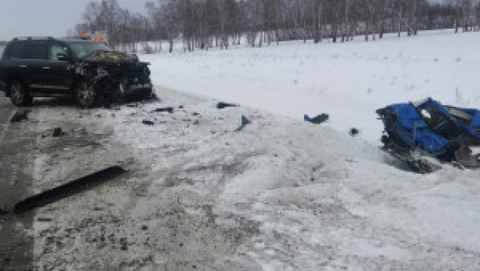 В жуткой аварии на Алтае погибла женщина-водитель. Подробности смертельного ДТП 
