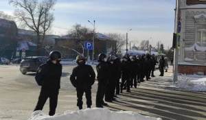 Акция в поддержку Навального. Барнаул, 31 января.