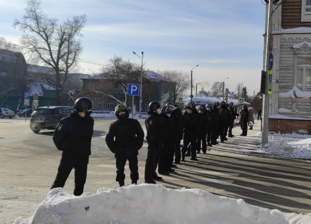 Акция в поддержку Навального. Барнаул, 31 января.