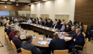 Круглый стол.