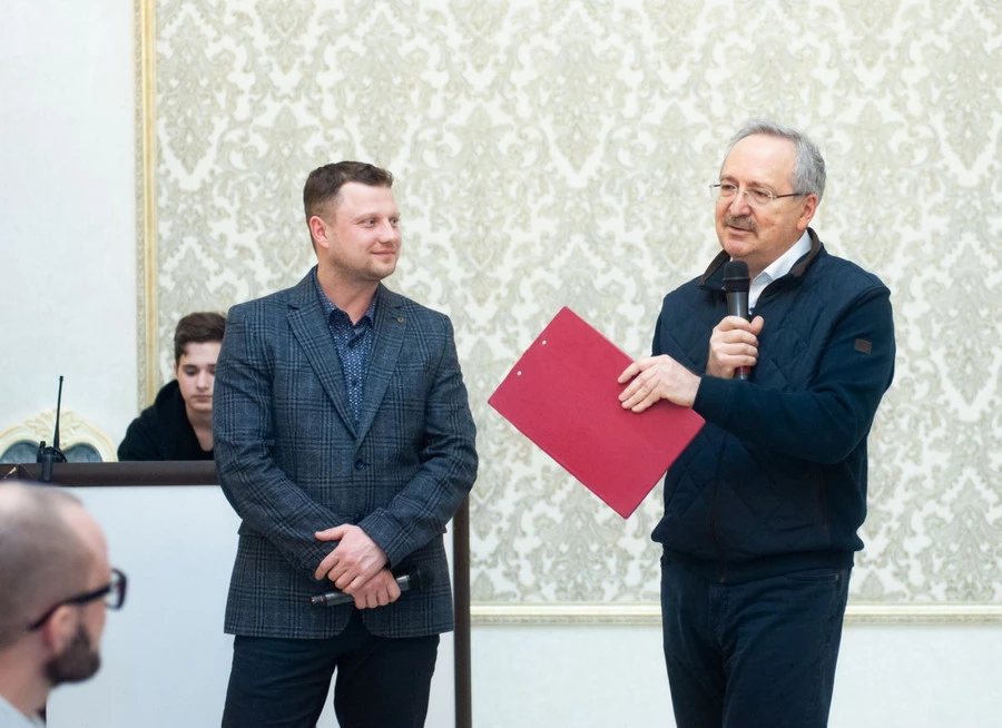 Долгожданное заседание «Мужского клуба». Долгожданное заседание «Мужского клуба».