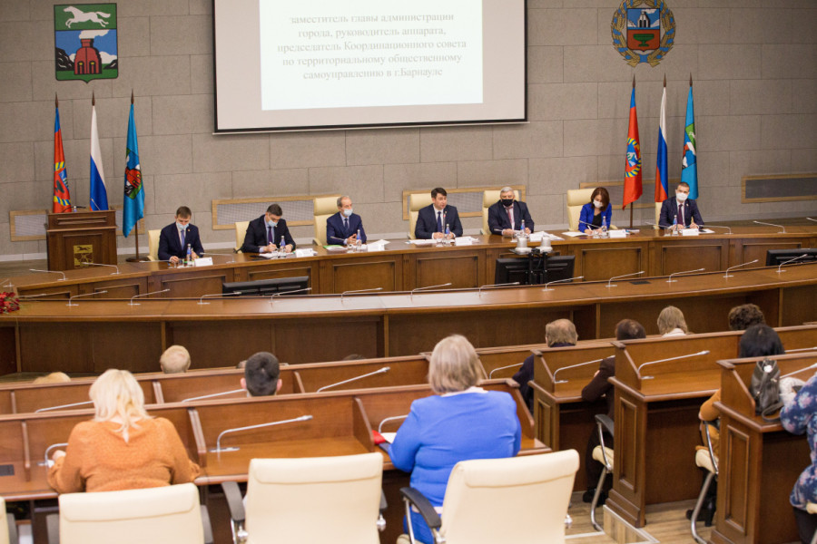 Жителям Барнаула предложили новый механизм реализации проектов местных инициатив.