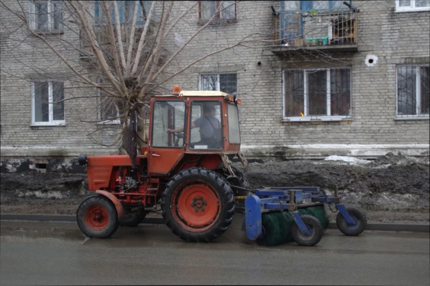 Проверка автодорог в Новоалтайске. 