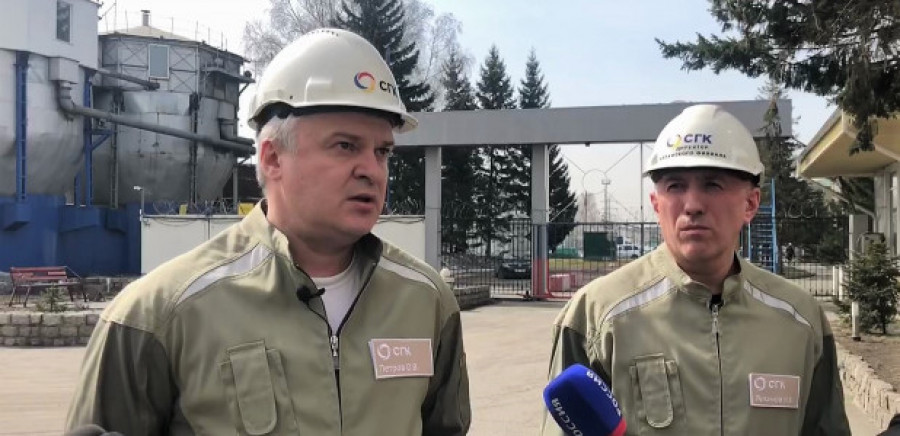 Технический директор СГК Олег Петров и генеральный директор СГК в Барнауле Игорь Лузанов.