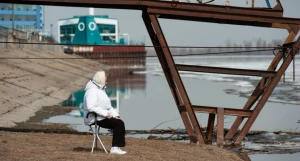 Обь перед началом ледохода.