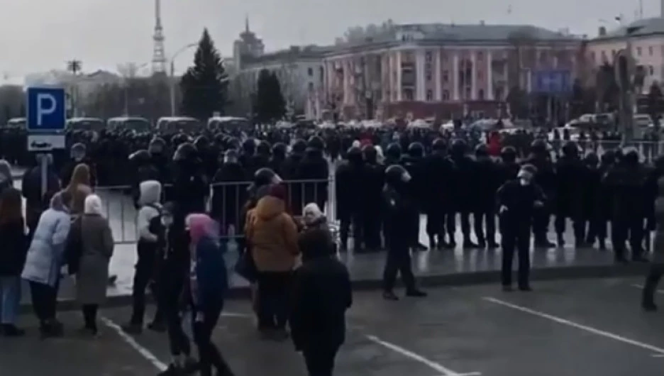 Несанкционированная акция протеста в Барнауле. 