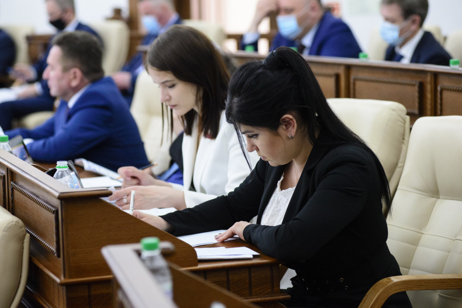 Отчет губернатора Алтайского края Виктора Томенко, сессия АКЗС, 29 апреля 2021 года.